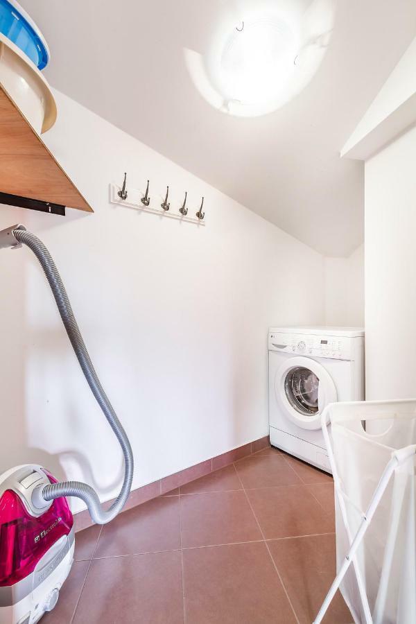 Apartment Lena Rijeka Eksteriør bilde